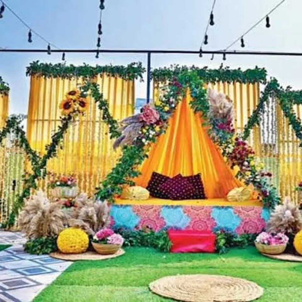 Royal Decor