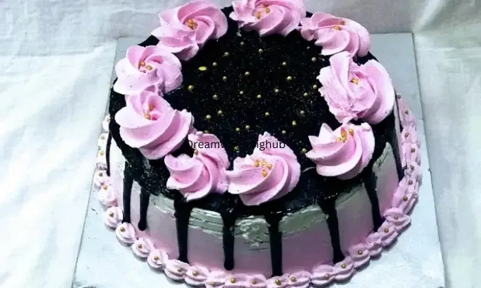 Rs Bakes N Blooms