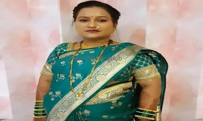 Ruchita Makeup & Hair Artist Ruchita Makeup & Hair Artist
