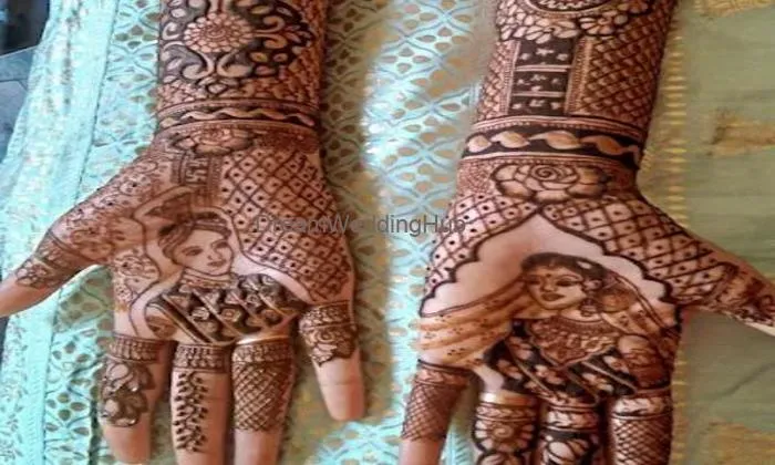 Ruchita Mehndi Artist & Classes