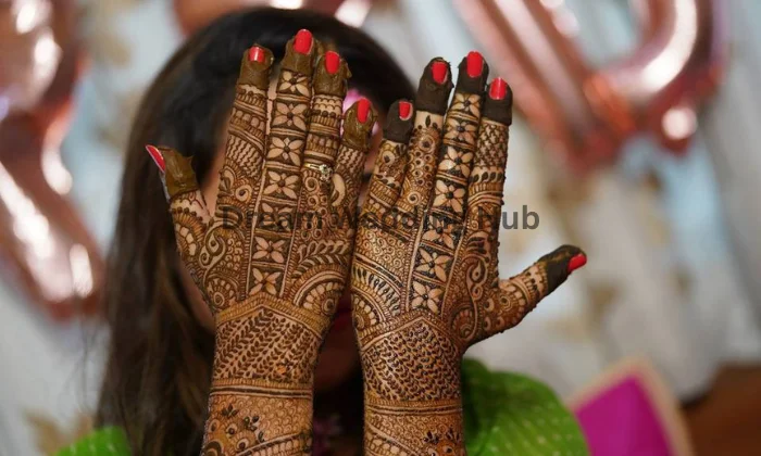 Ruha Mehndi Cone Center