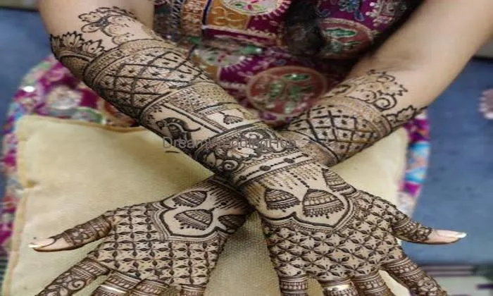 Ruksar Tabbu Mehandi (mehendi Artist In Bangalore)