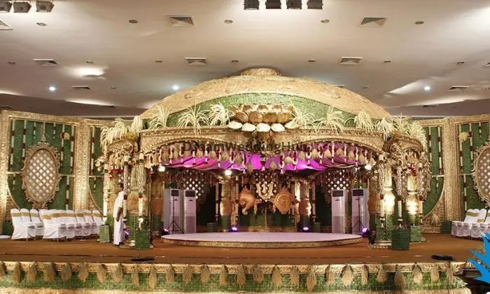S L N Decorations