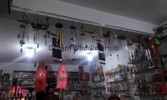 S M Gift Shop
