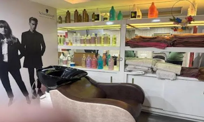 S Studio11 Luxury Family Salon - : Best Makeup Artist / Beauty Parlour / Best Salon / Best Bridal Makeup In Bareilly