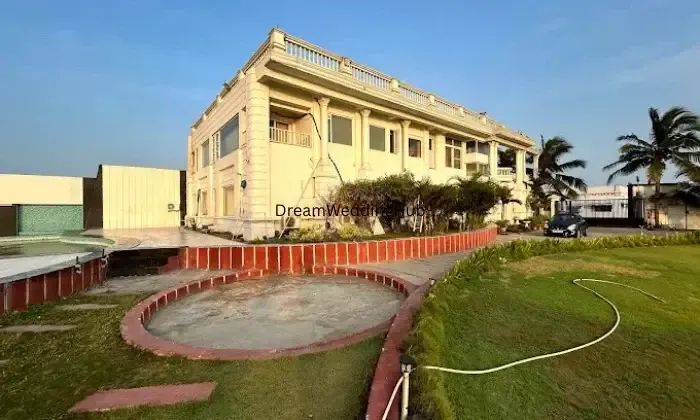 Saanaira Resorts