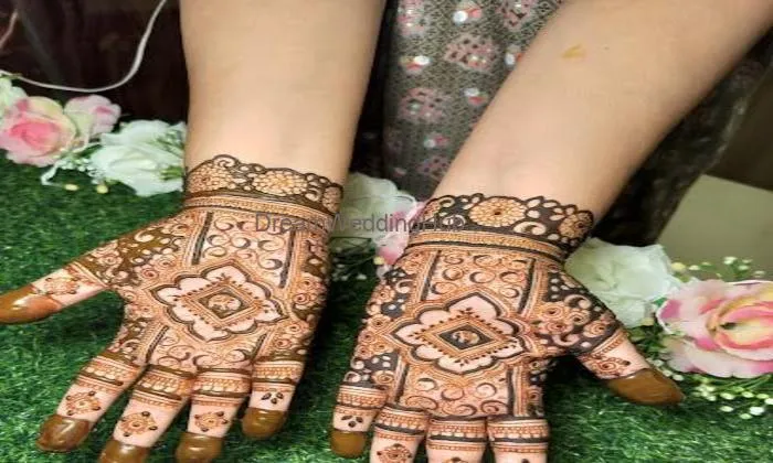 Sagrika Mehndi Art