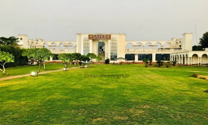 Sahib Farm  Resort