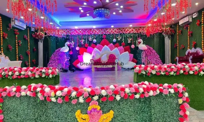 Sainy Flower Decorator