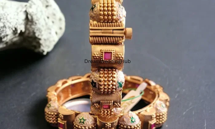 Sakhi  Jewellers