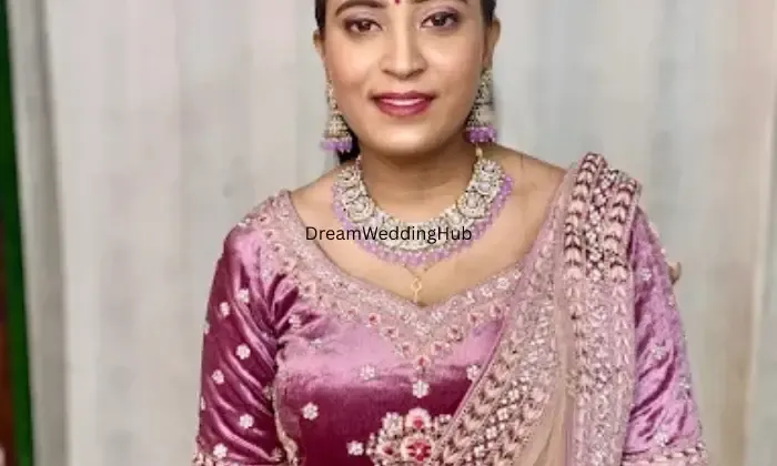Sakkhi Salon