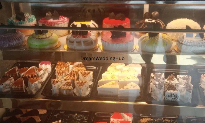 Saklani  Bakers