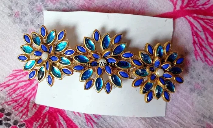 Salem Customized Giftz