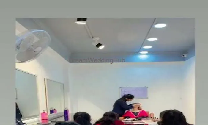 Sam And Jas Hair And Make-up Academy Pvt. Ltd. - Makeup Artist In Kanpur | Hair Styling Course In Kanpur