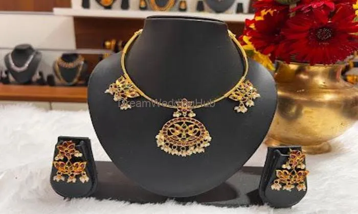 Samarth Jewellers By Meenakshi Adnure Samarth Jewellers By Meenakshi Adnure