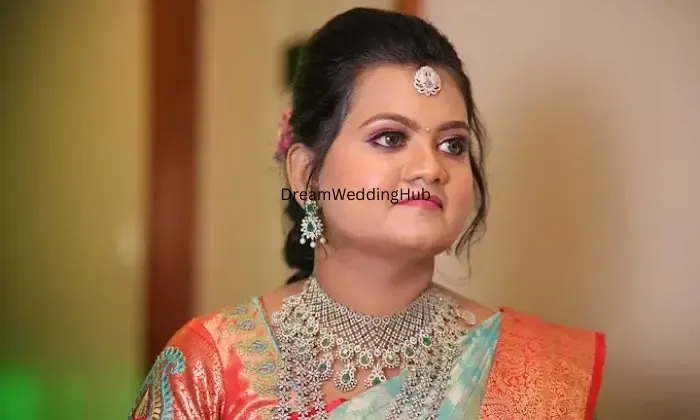 Sanas Bridal Boutique And Makeup
