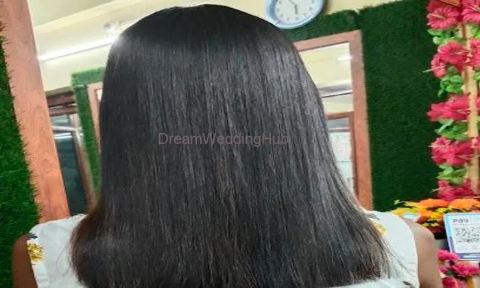 Sandras Beauty Parlour And Bridal Studio Sulthan Bathery