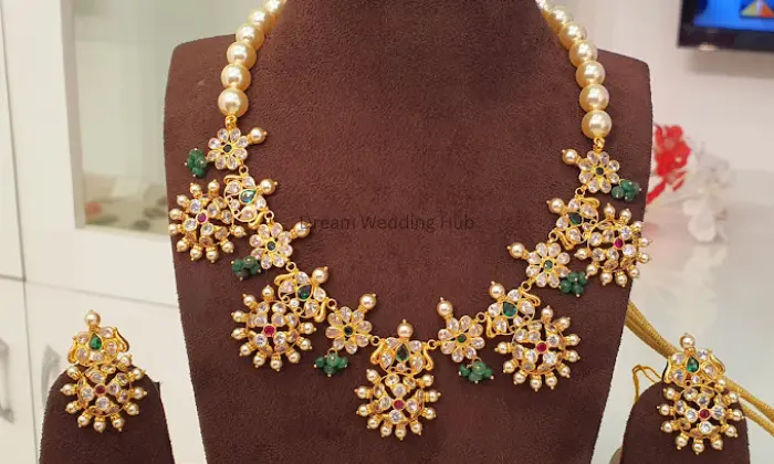 Sandy Jewels