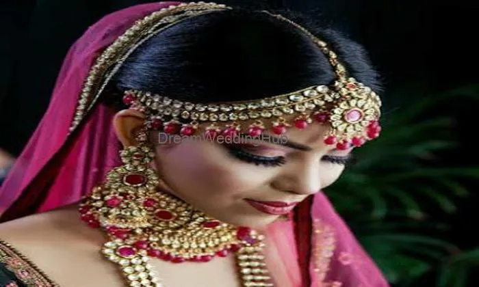 Saniya Beauty Parlour & Salon (home Service Available)