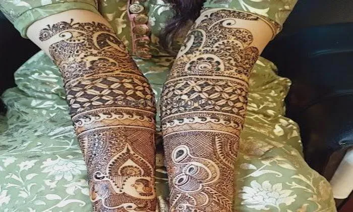 Santosh. Mehandi.artest.civl.laenc