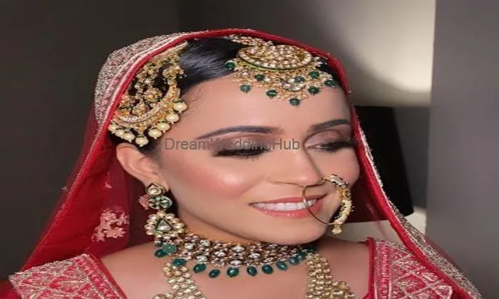 Sanya Kukreja Makeovers- Best Make-up Artist In Panipat | Freelance Makeup Artist In Panipat Sanya Kukreja Makeovers- Best Make-up Artist In Panipat | Freelance Makeup Artist In Panipat