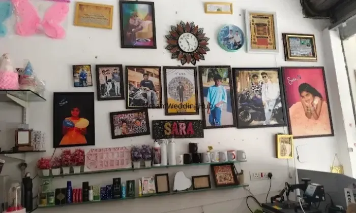 Sara Gifts World