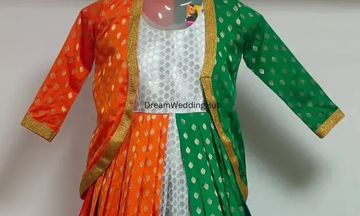 Saras Boutique