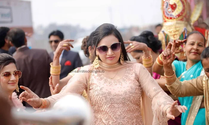 Saravana Videos