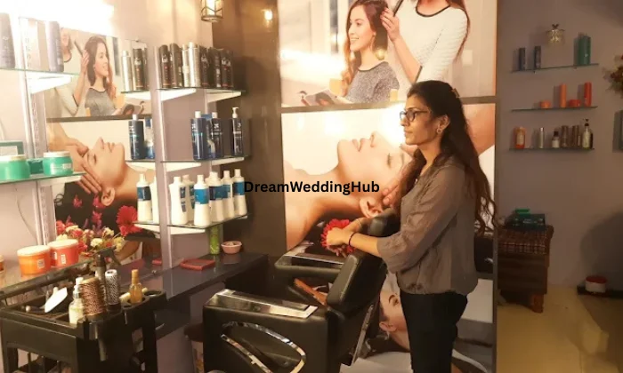 Saritasmakeovers