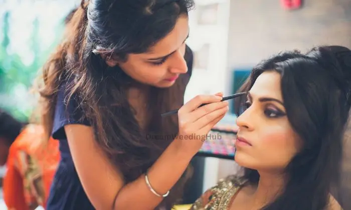Saron Makeup Studio