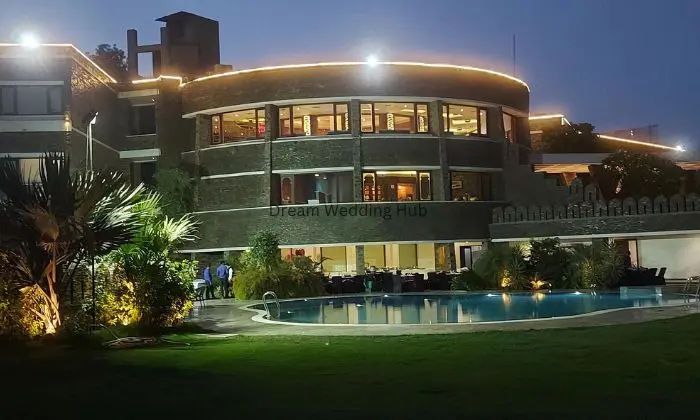 Seasons Park Resort