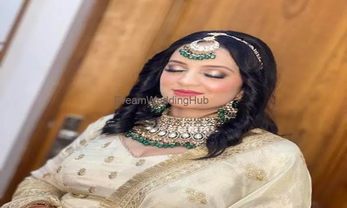 Seerat Gosain Makeovers - Bridal Makeup Artist In Mohali And Chandigarh