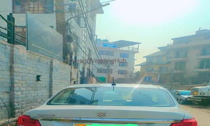 Self Drive Car Rental In Srinagar Kashmir
