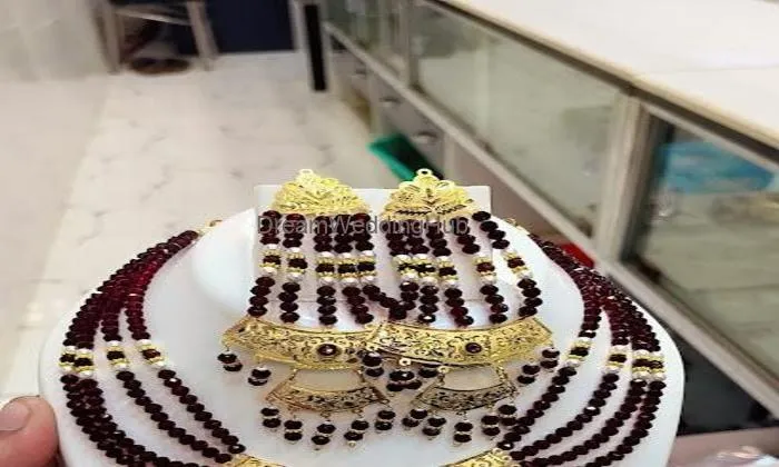 Seth Jewellers Risia Seth Jewellers Risia