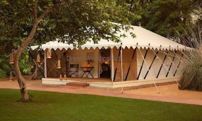 Seven Horses Resort