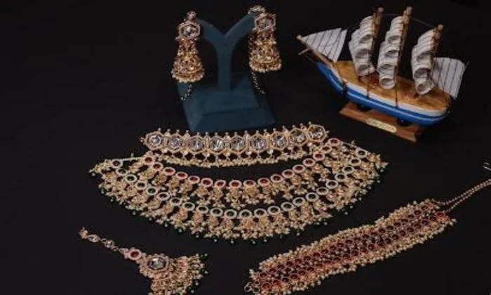 Sh Bridal