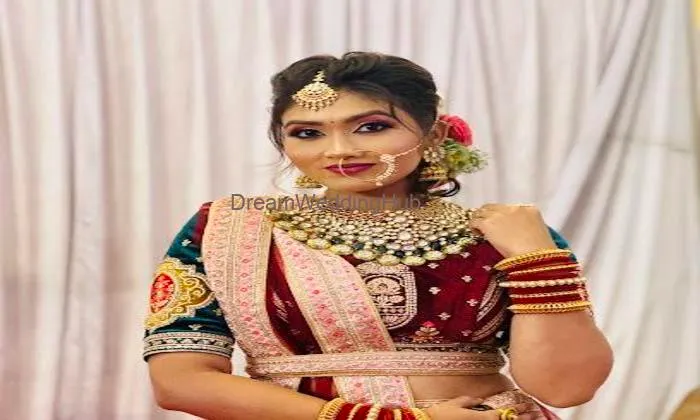 Shades Of Hue By Meenakshi Shades Of Hue By Meenakshi