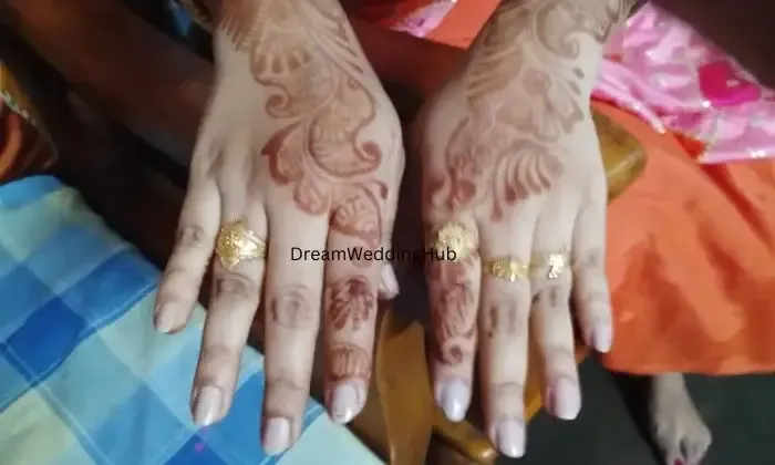 Shaheens Henna Art