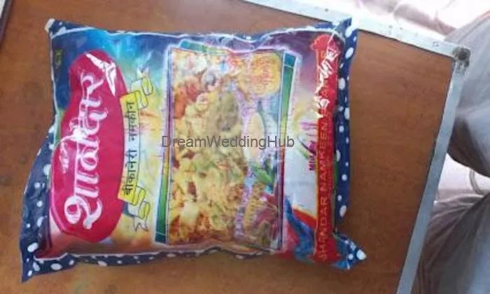 Shandar Namkeen Bhandar (munna Dalmoth Shandar Namkeen Bhandar (munna Dalmoth