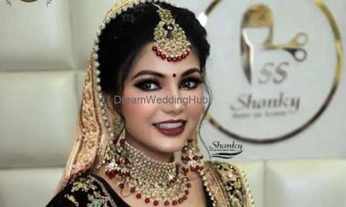 Shanky Makeup Studio/salon. Best Makeup Artist. Best Salon In Sangrur. Best Hair Salon. Nail Studio In Sangrur