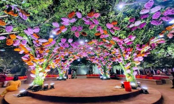 Shanti Van Farm