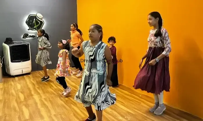 Sharif Dance Master