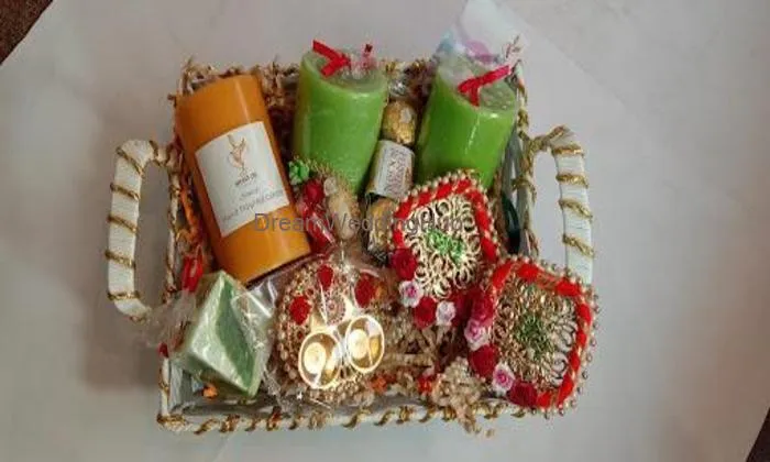 Shavi De ( Corporate Gifting )