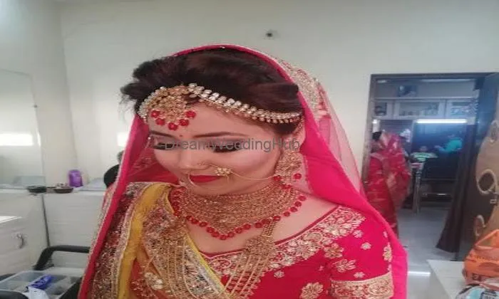 Sheril Beauty Parlour Ratlam