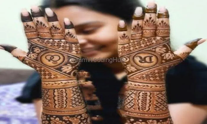 Sherin Mehndi Artist