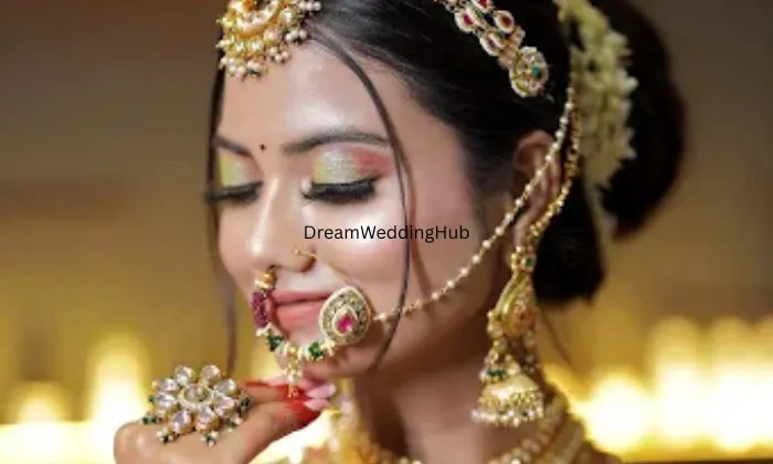Shine Makeovers Unisex Salon