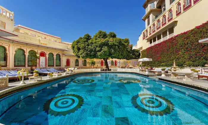 Shiv Niwas Palace
