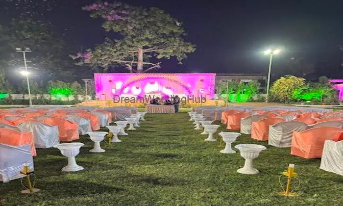 Shiv Royal Entry