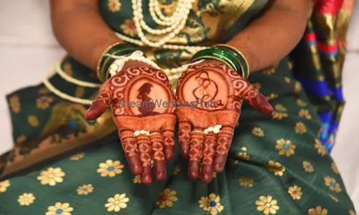 Shiza Mehandi Artist