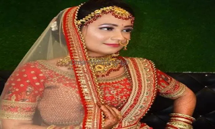 Shraddha Beauty Parlour